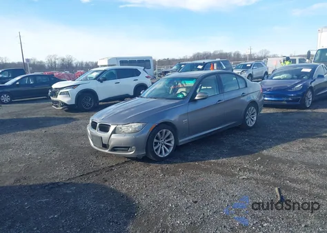 2011 BMW 328I xDrive z USA, uszkodzony, nr VIN WBAPK5C53BA994411